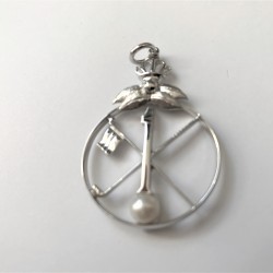 Lady King Oneholer/Two or More Holes in One Silver Pendant (Two or more Holes in One)