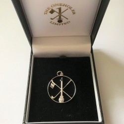 Lady King Oneholer/Two or More Holes in One Silver Pendant (Two or more Holes in One)