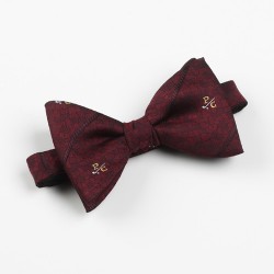 Past Captain Golfer Bow Tie Ready Tied Maroon Trademarked Past Captain Golfer Bow Tie Ready Tied Maroon Trademarked